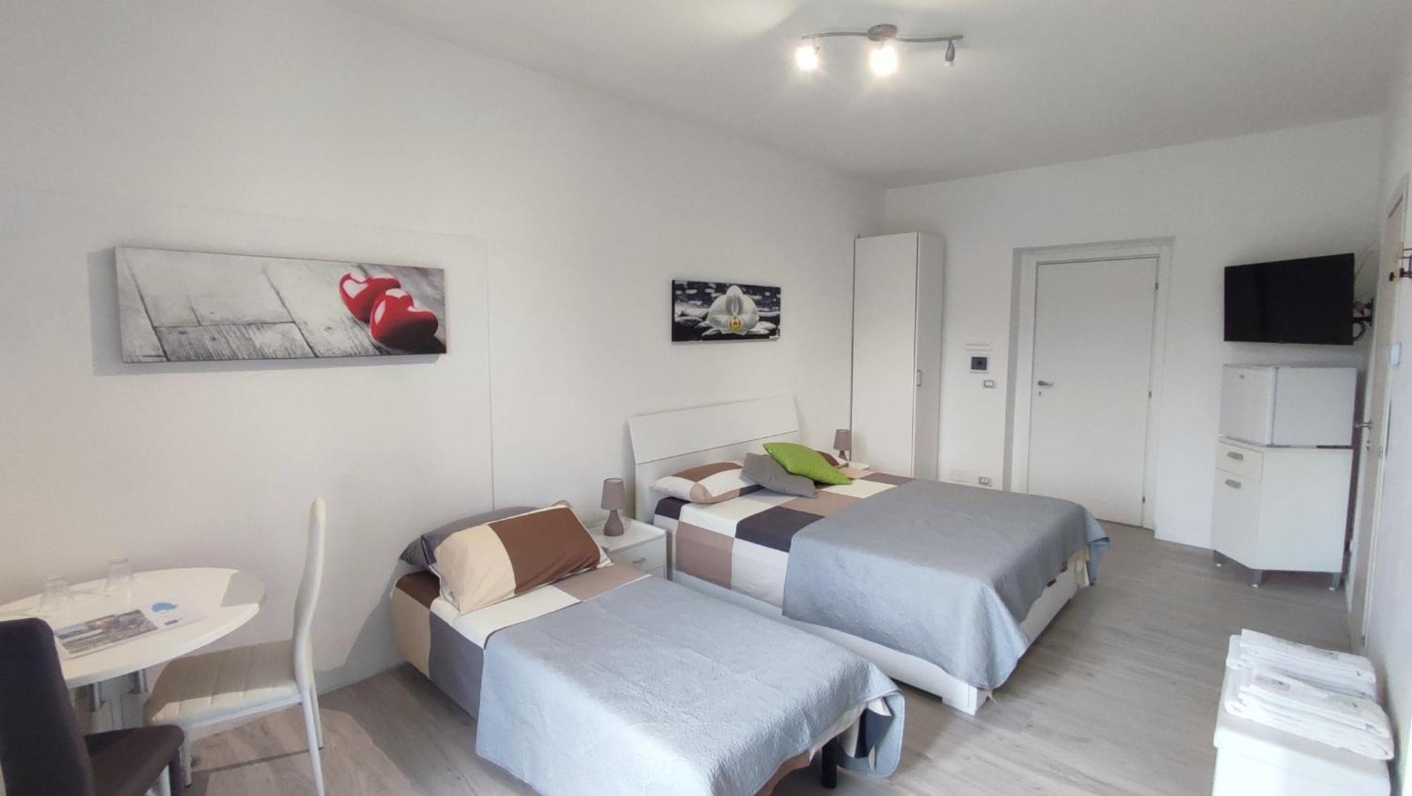 Frühstückspension Nautica Tarello - Casa Ena Beb